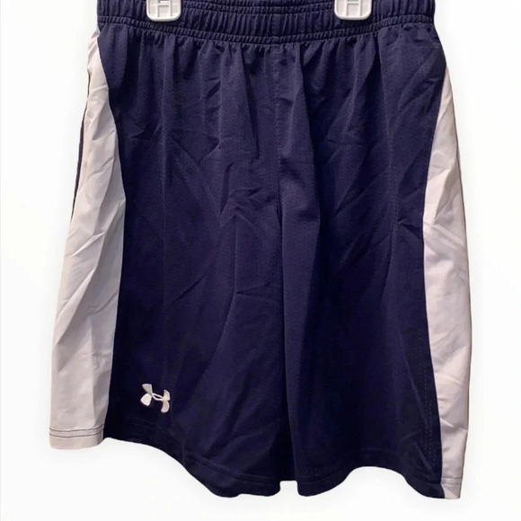 UNDER ARMOUR EUC BOYS NAVY SHORTS SIZE LARGE YLG - Picture 1 of 5